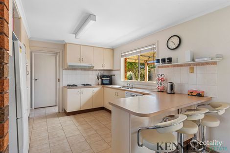 Property photo of 3 Weston Close Yarrawonga VIC 3730