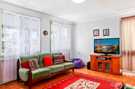 Property photo of 71 Grevillea Crescent Macquarie Fields NSW 2564