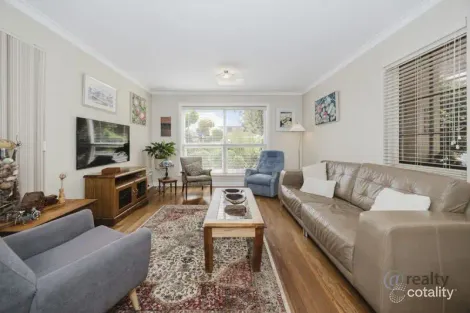 7 Flinders Cres, Bull Creek, WA 6149