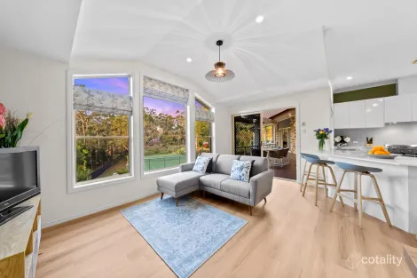 Property photo of 4B La Senda Court Springwood QLD 4127