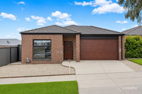 3 BOTHAM CRES, PAKENHAM, VIC 3810