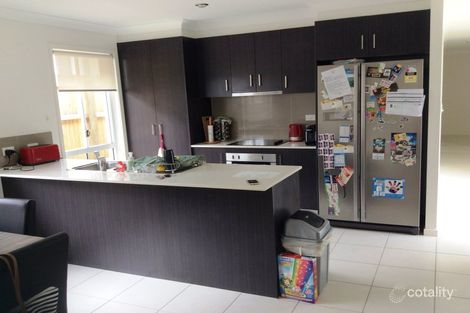 Property photo of 28 Walter Williams Crescent Redbank Plains QLD 4301