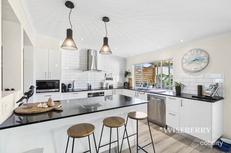 Property photo of 17 Kalulah Avenue Gorokan NSW 2263