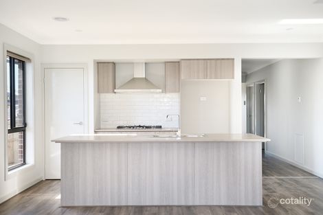 Property photo of 37 Shanahans Drive Cranbourne North VIC 3977