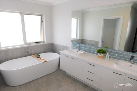 Property photo of 31 Moore Way Lucas VIC 3350