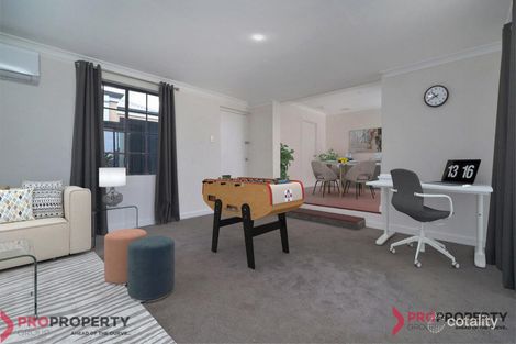 Property photo of 5B Hartley Way Balga WA 6061