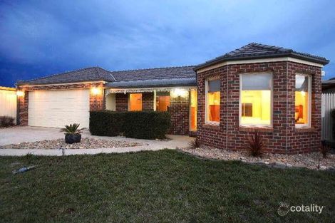 12 Hollington Cres, Point Cook, VIC 3030