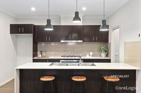 Property photo of 22 Freshfields Drive Cranbourne North VIC 3977