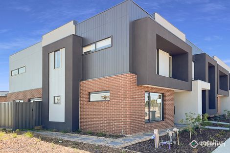 3 Fairground Prom, Berwick, VIC 3806