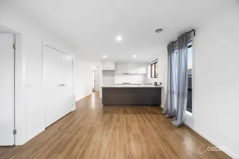 Property photo of 9 Nader Close Redan VIC 3350