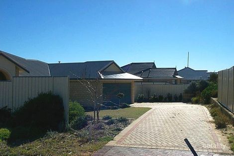 4 Specks Ct, Wannanup, WA 6210