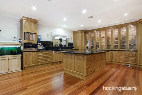 Property photo of 72 Tenterfield Drive Burnside Heights VIC 3023
