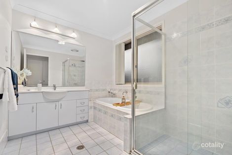 Property photo of 46 Harraden Drive West Hoxton NSW 2171