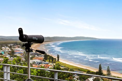 Property photo of 9 Henderson Place Lennox Head NSW 2478