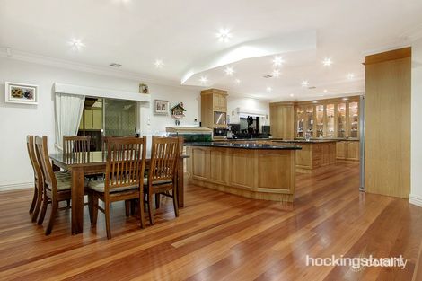 Property photo of 72 Tenterfield Drive Burnside Heights VIC 3023