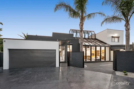 7 Harsburg Ct, Taylors Lakes, VIC 3038