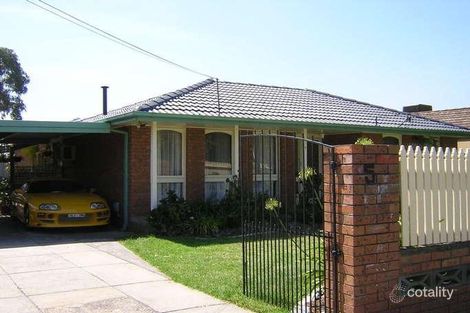 Property photo of 5 Golding Court Springvale South VIC 3172