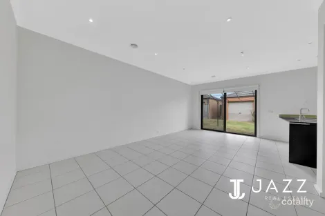 Property photo of 8 Staghorn Terrace Point Cook VIC 3030