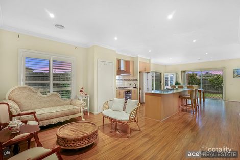 Property photo of 3 Bloomfield Place Truganina VIC 3029