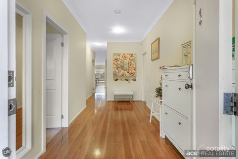 Property photo of 3 Bloomfield Place Truganina VIC 3029