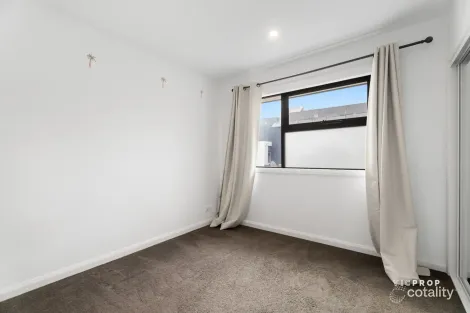 Property photo of 3/24 Pennell Avenue St Albans VIC 3021