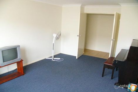 Property photo of 25 Lexey Crescent Wakerley QLD 4154