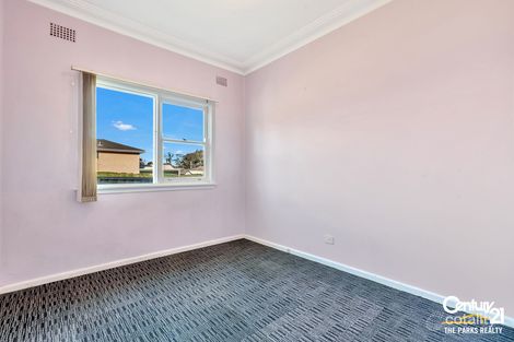 11 Butler Ave, Bossley Park, NSW 2176