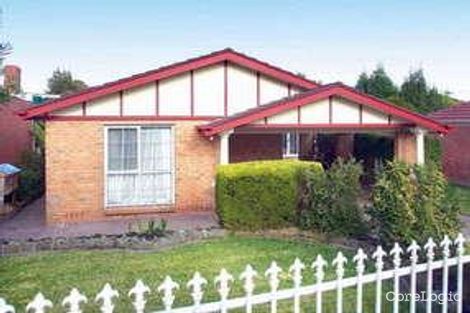 17 Sara Dr, Wheelers Hill, VIC 3150