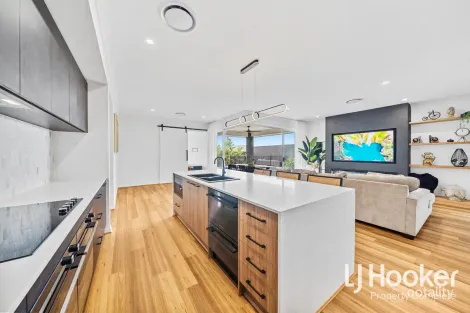 15 Belhaven Ave, Yarrabilba, QLD 4207