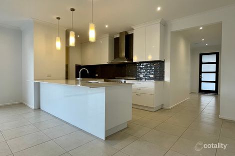Property photo of 20 Copper Beech Road Beaconsfield VIC 3807