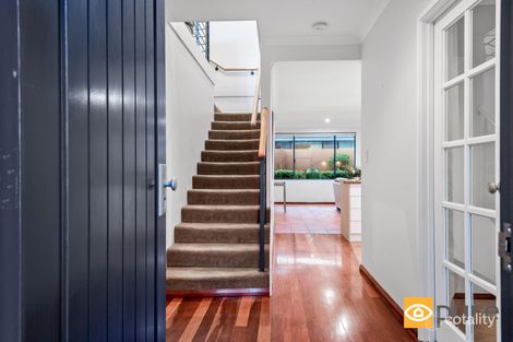 Property photo of 13 Kwong Alley North Fremantle WA 6159