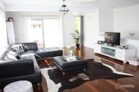 Property photo of 18 Irruka Crescent Ferny Hills QLD 4055