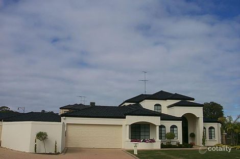 21 Suncrest Mndr, Meadow Springs, WA 6210