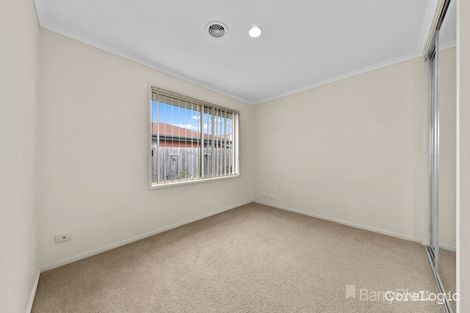 Property photo of 5 Stream Walk Hallam VIC 3803