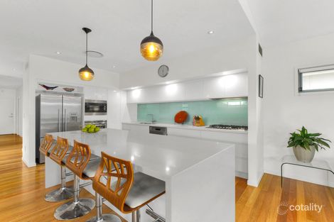 Property photo of 18 Melbourne Avenue Camp Hill QLD 4152