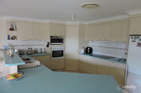 Property photo of 4 Applegum Place Molendinar QLD 4214