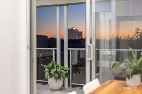 Property photo of 5/28 Nautilus Crescent Scarborough WA 6019