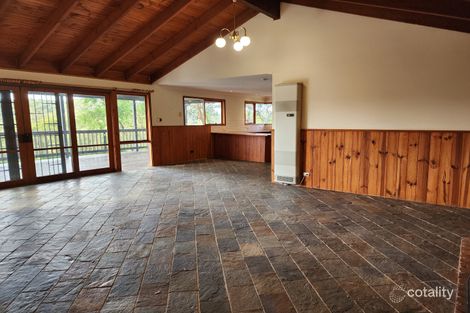 Property photo of 11 Upper Road Wattle Glen VIC 3096