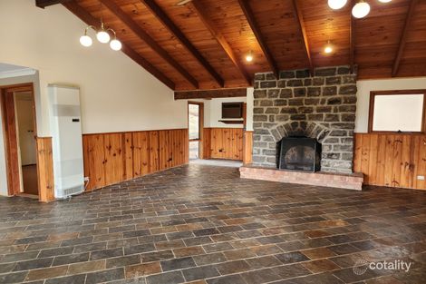 Property photo of 11 Upper Road Wattle Glen VIC 3096