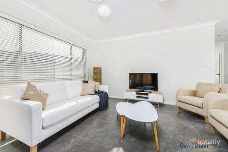 Property photo of 9 Settler Court Carnes Hill NSW 2171