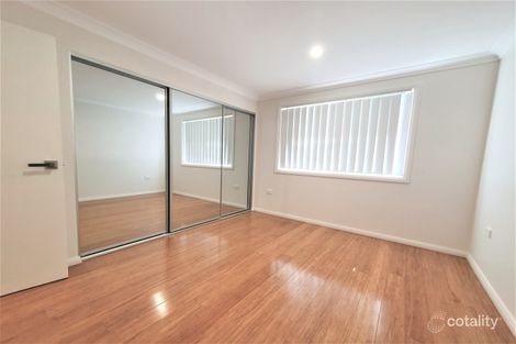 Property photo of 53 Chisholm Crescent Bradbury NSW 2560
