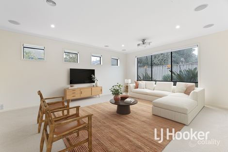 Property photo of 17 Wattle Valley Close Lyndhurst VIC 3975