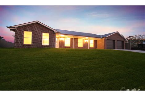 10 Byrne Cl, Kelso, NSW 2795