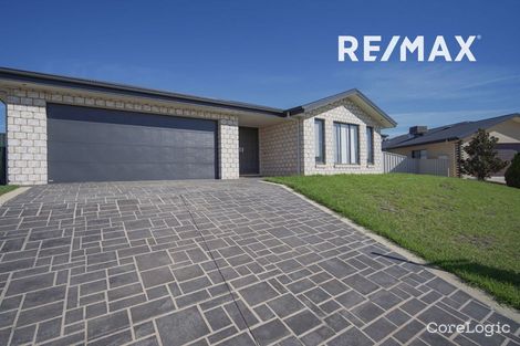 Property photo of 16 Yandee Place Estella NSW 2650