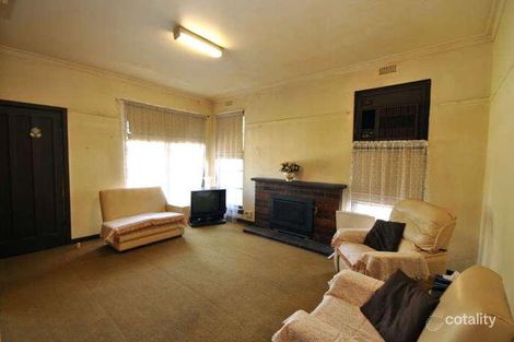 Property photo of 16 Farncomb Street Ascot Vale VIC 3032