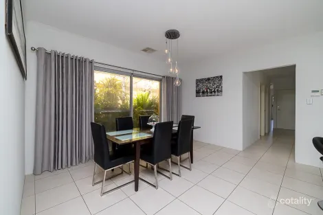 Property photo of 7 Isla Place Piara Waters WA 6112