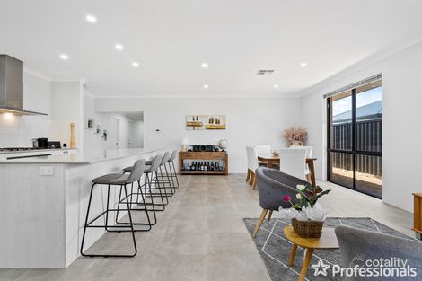 Property photo of 13 Lychee Way Maida Vale WA 6057