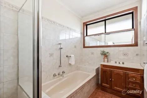 Property photo of 2 Knapp Street Preston VIC 3072