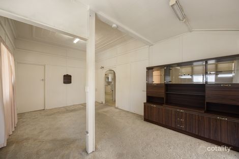 Property photo of 17 Barton Road Hawthorne QLD 4171