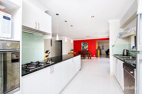 Property photo of 2 Kains Square Cameron Park NSW 2285